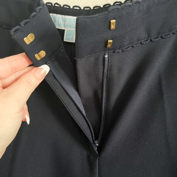 Draper James Navy Cropped Slacks - Picture 4 of 6